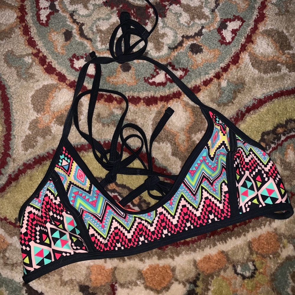 NWOT Bikini Top